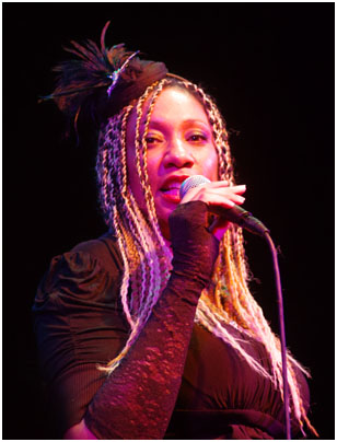 Kelly_Juliet_33519.jpg