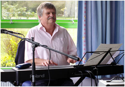 Eales_Geoff_34064.jpg