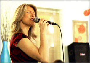 James_Zena_21537.jpg
