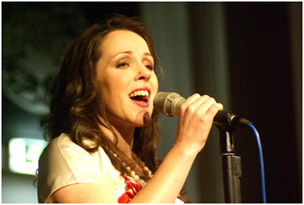 Dewar_Alison_22230.jpg