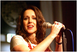 Dewar_Alison_22239.jpg