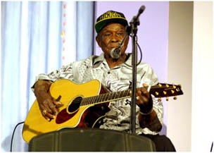 Edwards_David_'Honeyboy'_23507.jpg
