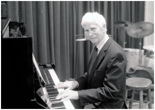 Innes_Don_1200721.jpg
