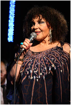 Laine_Cleo_25900.jpg