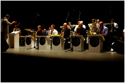 Ronnie_Scott's_Jazz_Orchestra_34585.jpg