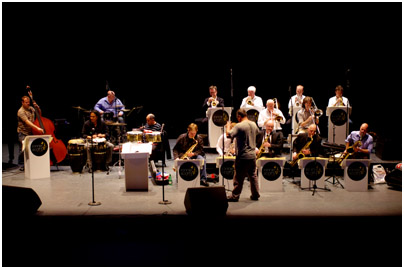 Ronnie_Scott's_Jazz_Orchestra_34618.jpg