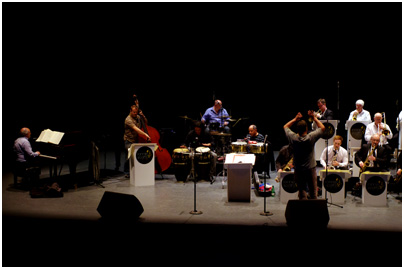 Ronnie_Scott's_Jazz_Orchestra_34622.jpg