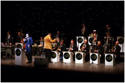 Ronnie_Scott's_Jazz_Orchestra_34700.jpg