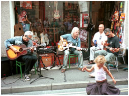 Street_Scene_1422508.jpg