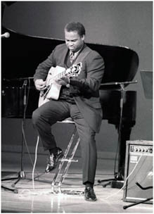Malone_Russell_1083625.jpg