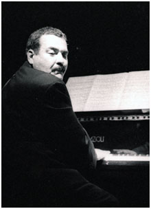 Ruiz_Hilton_1200119.jpg