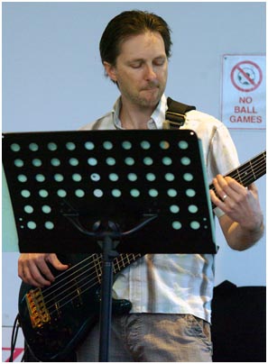 Robertson_Tim_32362.jpg